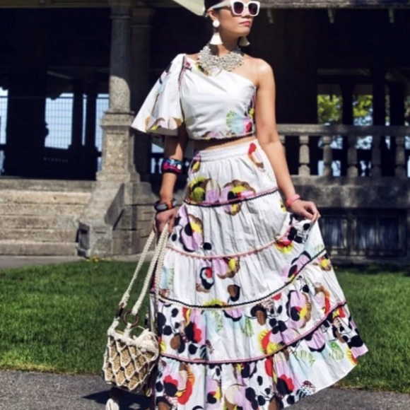 Zara Floral Print Top Asymmetric - Picture 3 of 8